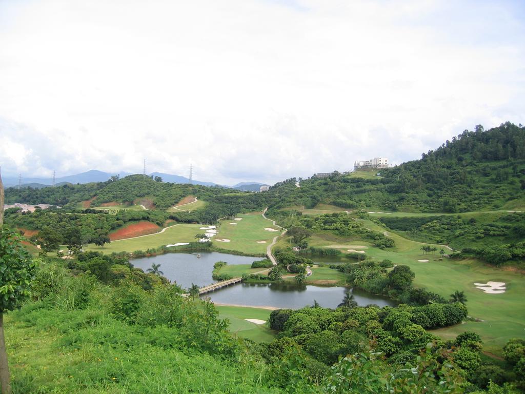 Phoenix Hill Hotel Dongguan - Golf Course Shop ภายนอก รูปภาพ
